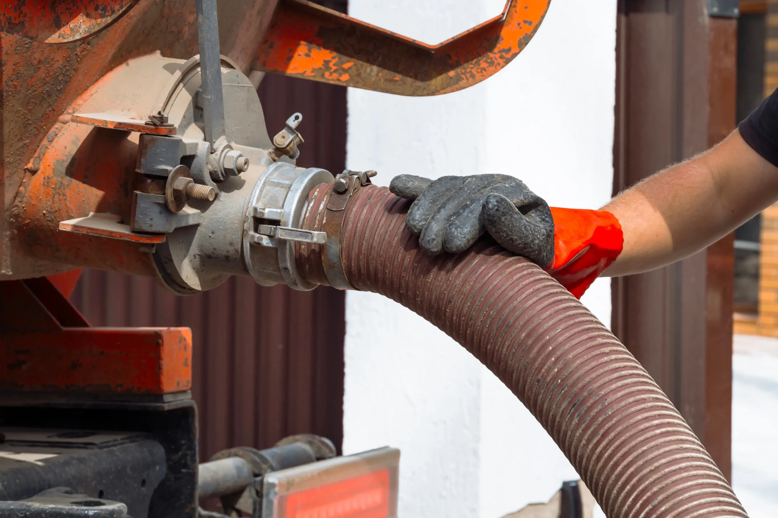 Lift station septic pumping for commercial companies.